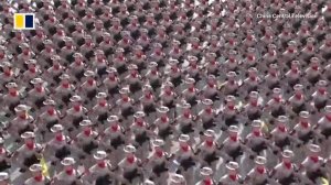 Китай проводит военный парад.