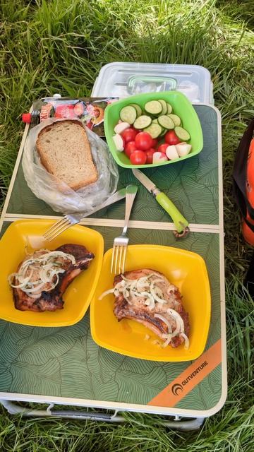 Жарим мяско на рыбалке #рыбалка #fishing #шашлык #мясо на гриле #готовка на природе #рыбацкая кухня