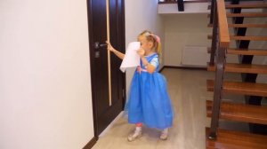 Настя получает волшебное письмо и собирает фигурки из