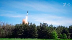 Российская армия нанесла массированный удар по военным тылам противника.