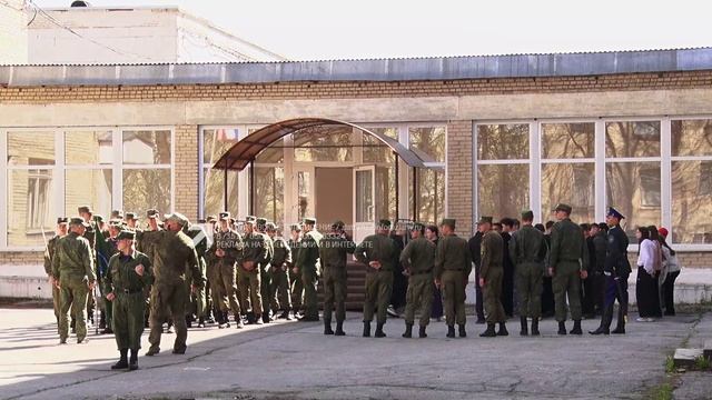 Кадеты казачьего корпуса пройдут на Параде Победы в Челябинске смотреть онлайн