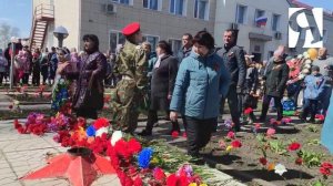 Возложение цветов к памятнику Скорбящей матери, Яшкино, 9 мая 2022