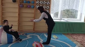Сенсомоторные игры с детьми с РАС