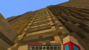 ЖИТЕЛИ ПОСТРОИЛИ ДОМ ВНУТРИ ОГРОМНОЙ СТЕНЫ В МАЙНКРАФТ Компот Minecraft