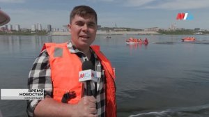 В преддверии 9 Мая спасатели МЧС России прошли 20 километров на лодках с флагом Победы