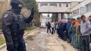Военные следователи СК России при силовой поддержке бойцов Росгвардии провели очередной рейд