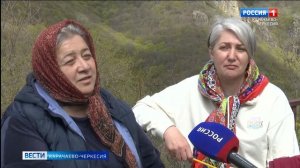 В Шоанинском храме прошла божественная литургия ко Дню памяти Георгия Победоносца