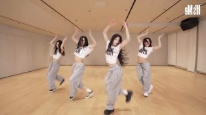 ILLIT 'It's Me' Dance Practice Mirror