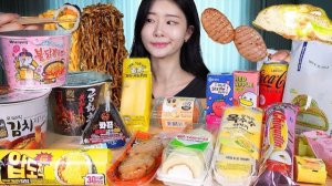 АСМР ЕДА КОРЕЯ | МУКБАНГ | Финальный пир в корейском магазине у дома! Комбо из CVS * Рамён, кимбап