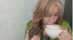 Прогулка в Леруа, Пробую корпусное пироженое