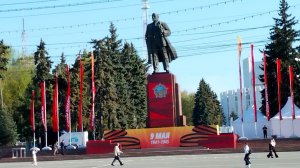 Площадь Революции Челябинск, подготовка к празднику 9 мая