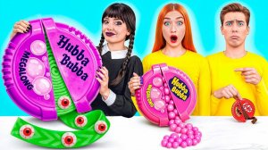 Бросьте вызов большой, средней или маленькой доске с помощью Wednesday Addams Super Hyper DO.