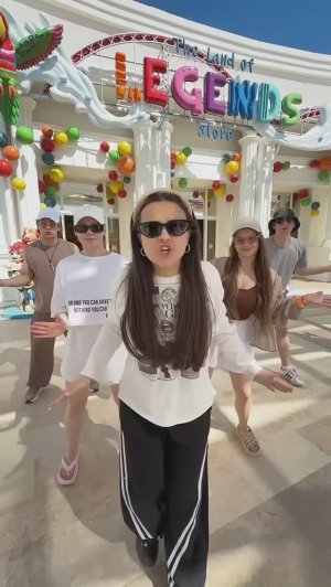 Придумай самую смешную подпись к этому видео 😁👇