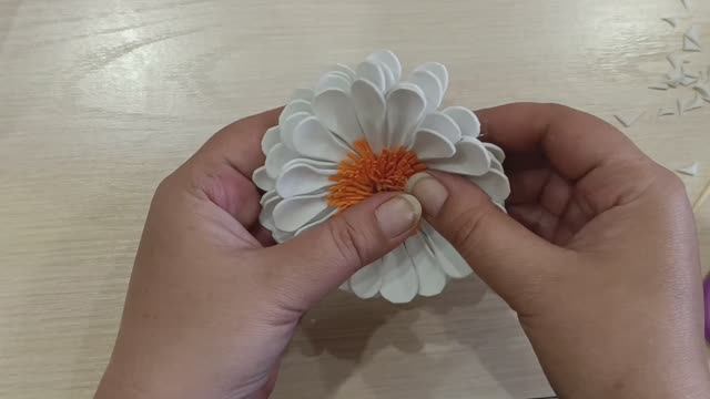 Большая оригинальная ромашка из фоамирана. МК большая ромашка своими руками