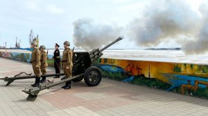 В речпорту Сургута вновь прозвучал «Полуденный выстрел»