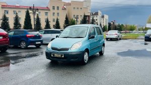 Toyota FunCargo, 2002 год