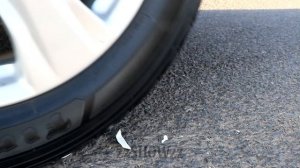 Aplastando Cosas Crujientes y Suaves! Burbujas de Colores VS Rueda de Coche
