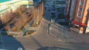 Различные марки авто . Наблюдаем с окна