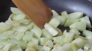 Как вкусно пожарить кабачки на сковороде. Обзор приготовления.