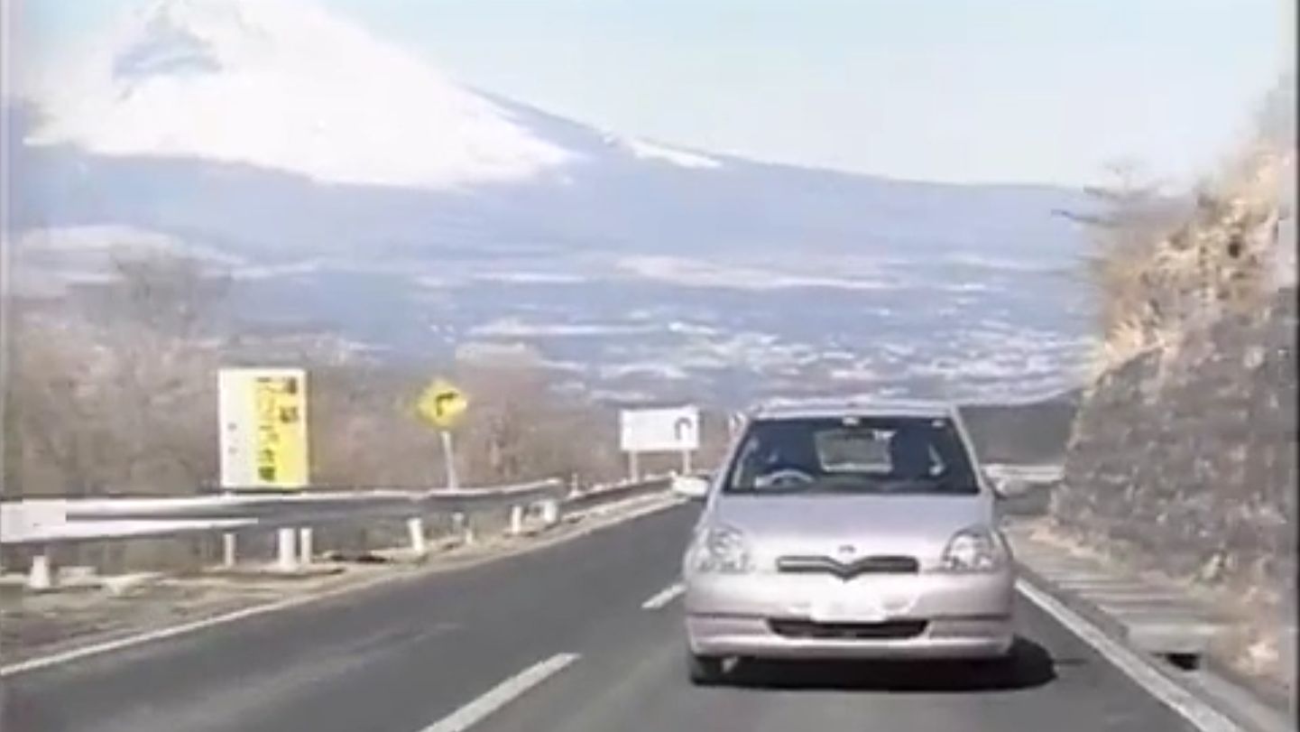 Toyota Vitz трансляция телеканала Tvk 