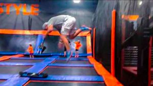 NEW! America′s Funniest Home Videos. When EVERYTHING Goes Wrong💥 Best Fails of the Week Compilation