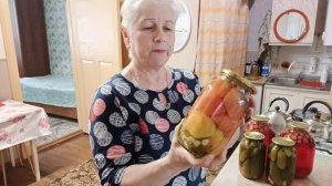 «Жизнь на пенсии».. Шебуршу на кухне.
