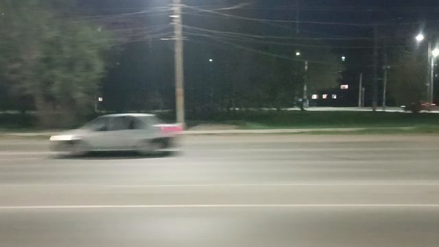 По вечернему городу