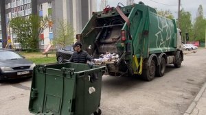 #мусоровоз #trashtruck #техника #мусор #контейнер #trash #truck #грузовик #спец #garbage