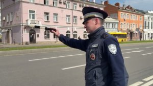 Дорожные полицейские остановили больше десяти водителей у ярославского ТЮЗа