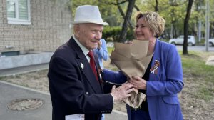 Депутат Госдумы Светлана Разворотнева поздравила ветерана Великой Отечественной войны с Днём Победы