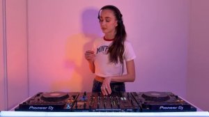 Valeria Ostina - GROOVY TECHNO ♥︎ (Lilly Palmer, Maddix, Amelie Lens, Marie Vaunt, Armin van..)