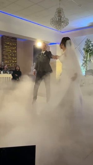 Тяжелый дым на  ультразвуковом генераторе