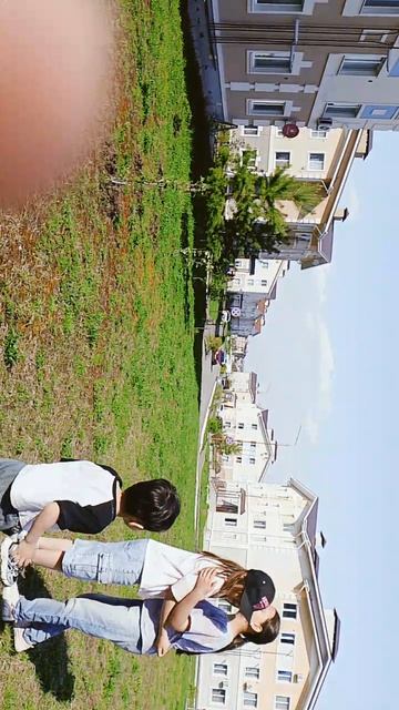 1000052158.mp4