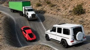 Восьмой этап испытания «Тачки против гигантского спуска» в BeamNG Drive!
