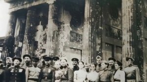 БЕССМЕРТНЫЙ ПОЛК 
слова Оксаны Москаленко