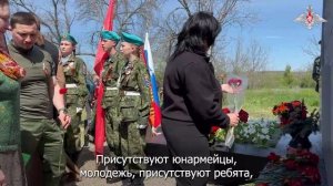 Военнослужащие Добровольческого корпуса «Южной» группировки провели ремонт братской могилы