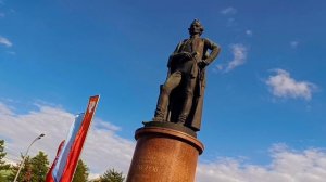 ДЕНЬ ПОБЕДЫ НА СУВОРОВСКОЙ ПЛОЩАДИ. Слова - Игорь Витюк