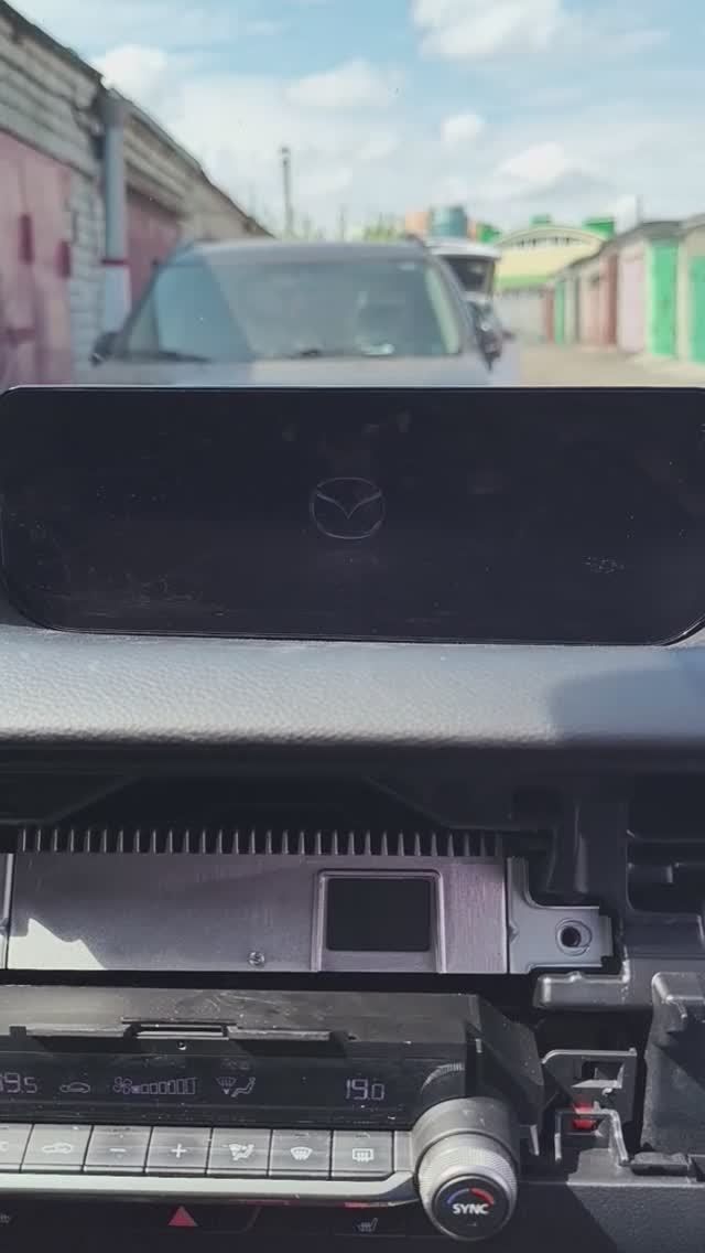 Ремонт магнитолы Mazda CX50