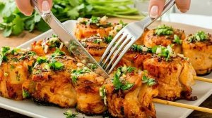 Идеальный ужин из простых продуктов: нежная куриная грудка в ароматном соусе.