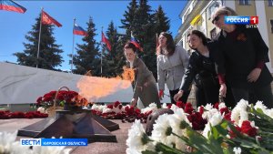 В День радио коллектив ГТРК «Вятка» возложил цветы к Вечному огню