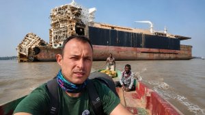 Закрытые судоразборки Бангладеш: попасть можно только с воды