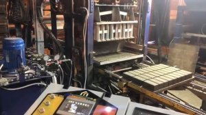 Мощный вибропресс ''Урал-М7'' в автоматическом режиме Производство брусчатки