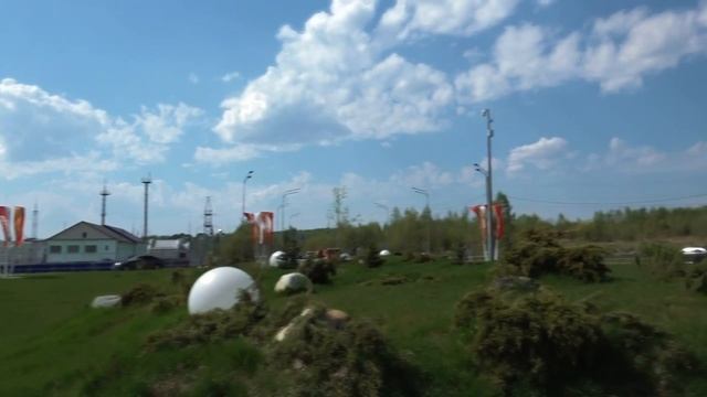 Более тысячи флагов, георгиевских лент и тематических конструкций украсили м.о. Истра смотреть онлайн