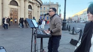 ИВАН ГАРД ВЫСТУПАЕТ НА ПЛОЩАДИ ВОССТАНИЯ