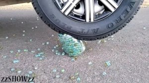 Aplastando Cosas Crujientes! 1000 Canicas VS Rueda de Coche