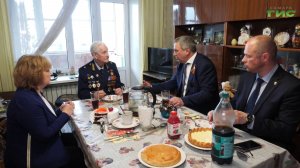 Иван Носков навестил 95-летнего ветерана ВОВ Джемса Чибисова