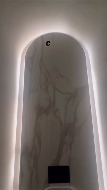 Керамогранит в небольшом санузле.