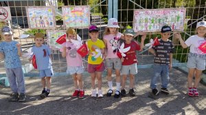 «Социальная акция» - «Вернисаж на заборе»