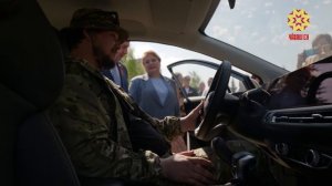 В Чувашии ветерану СВО передали первый автомобиль с ручным управлением