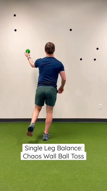 Single Leg Balance Chaos Wall Ball Toss | Броски ТМ в стену автопас, стоя на 1 ноге в балансе